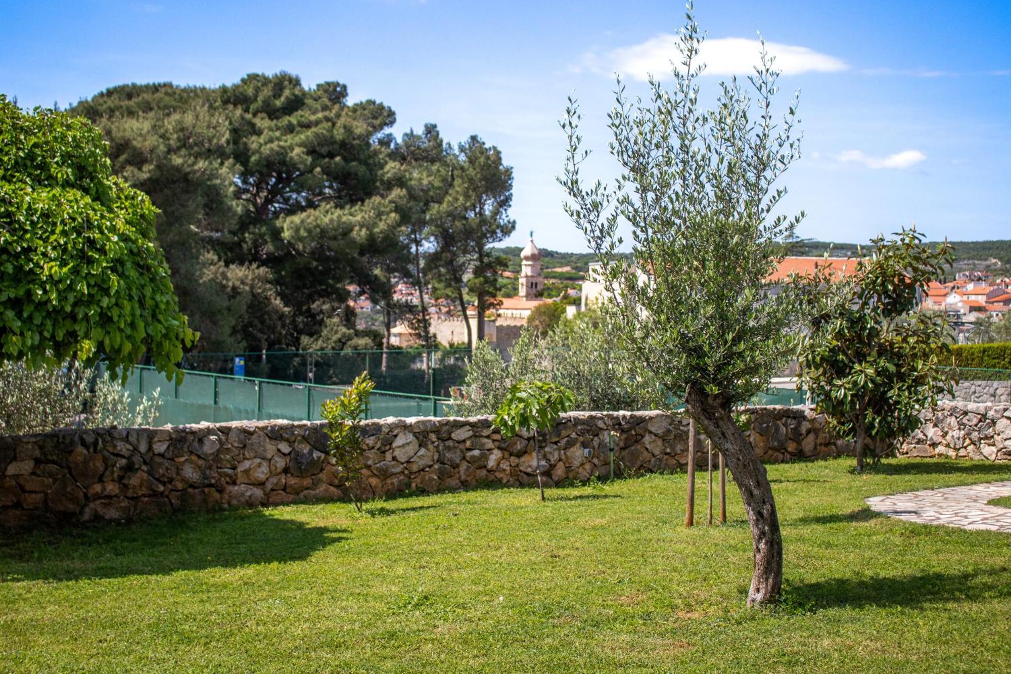 Seaside Apartments Petar Krk Town Exterior photo